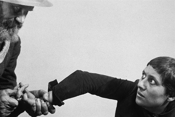 Страсти Жанны д'Арк. a. Кадр из фильма. Адрес. la2.